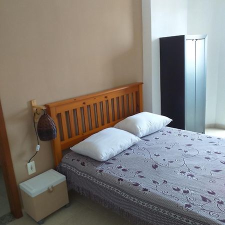 Apartamento No Canto Do Forte, Wi-Fi, Estacionamento Gratuito E Churrasqueira Praia Grande  Luaran gambar