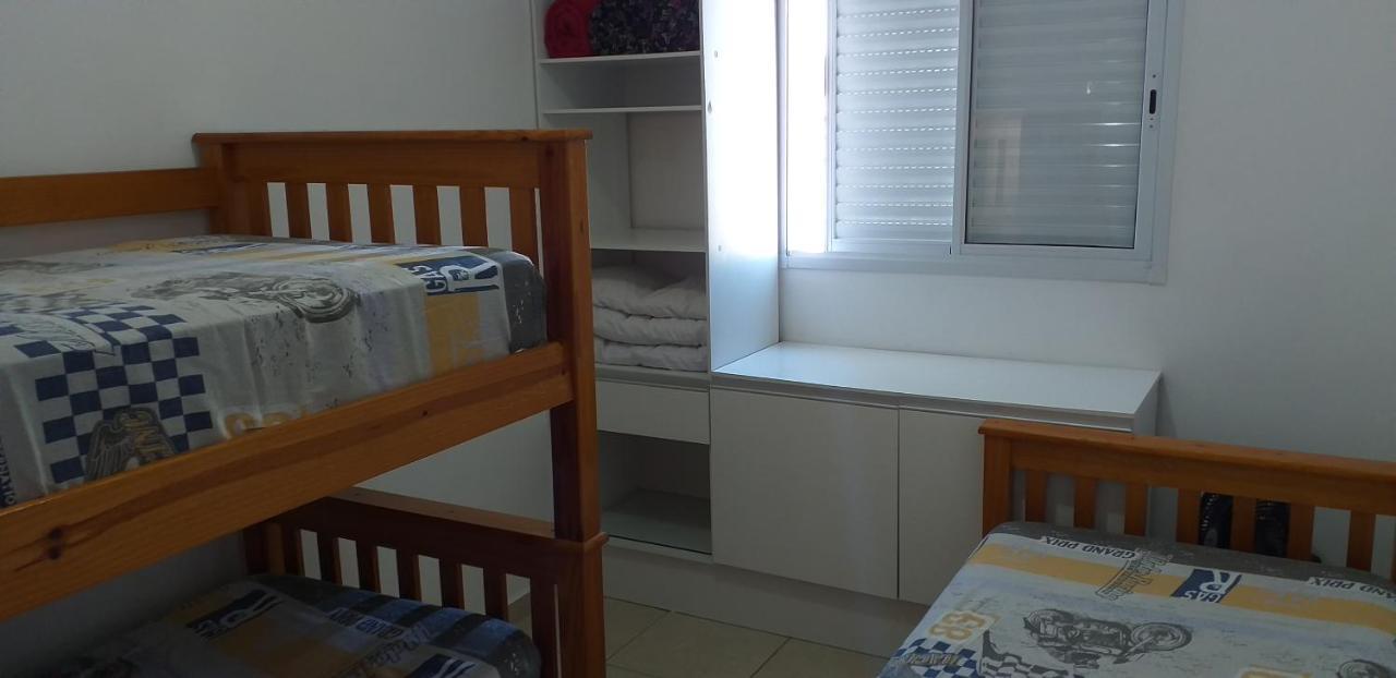 Apartamento No Canto Do Forte, Wi-Fi, Estacionamento Gratuito E Churrasqueira Praia Grande  Luaran gambar