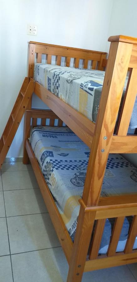 Apartamento No Canto Do Forte, Wi-Fi, Estacionamento Gratuito E Churrasqueira Praia Grande  Luaran gambar