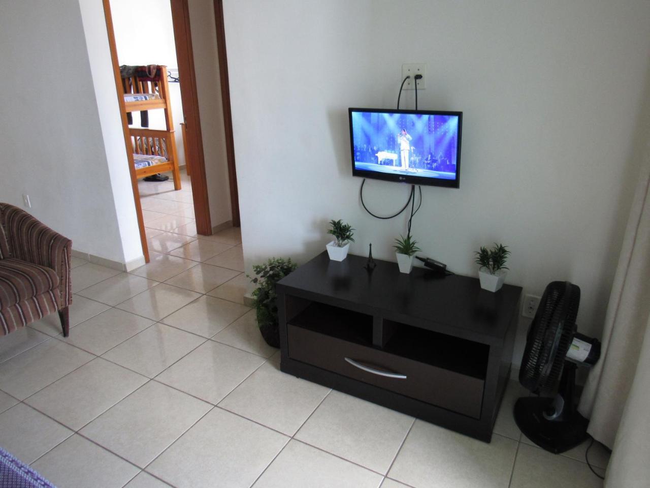 Apartamento No Canto Do Forte, Wi-Fi, Estacionamento Gratuito E Churrasqueira Praia Grande  Luaran gambar